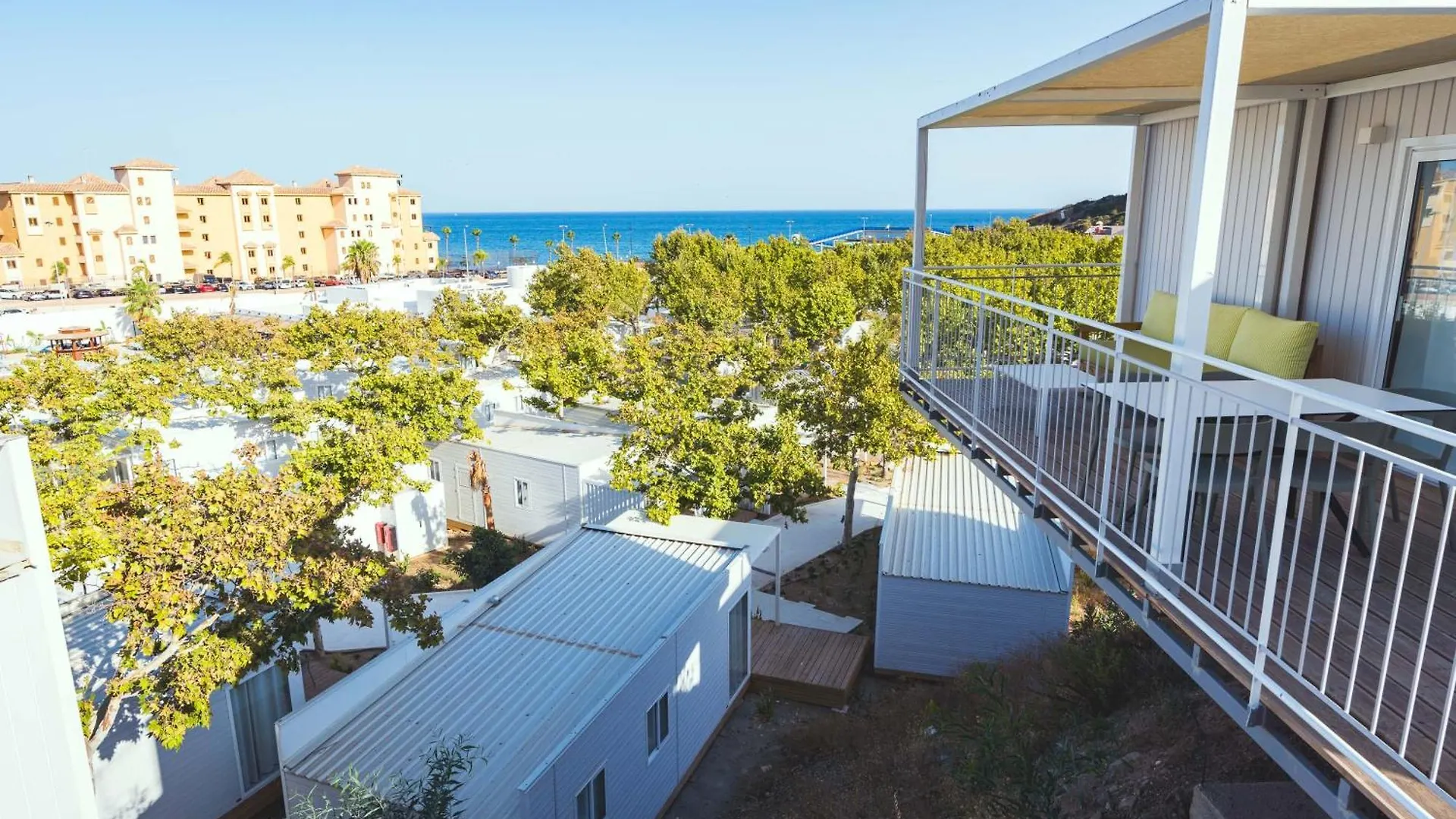פואנגירולה Costa Del Sol Glamping Village 4*,  ספרד